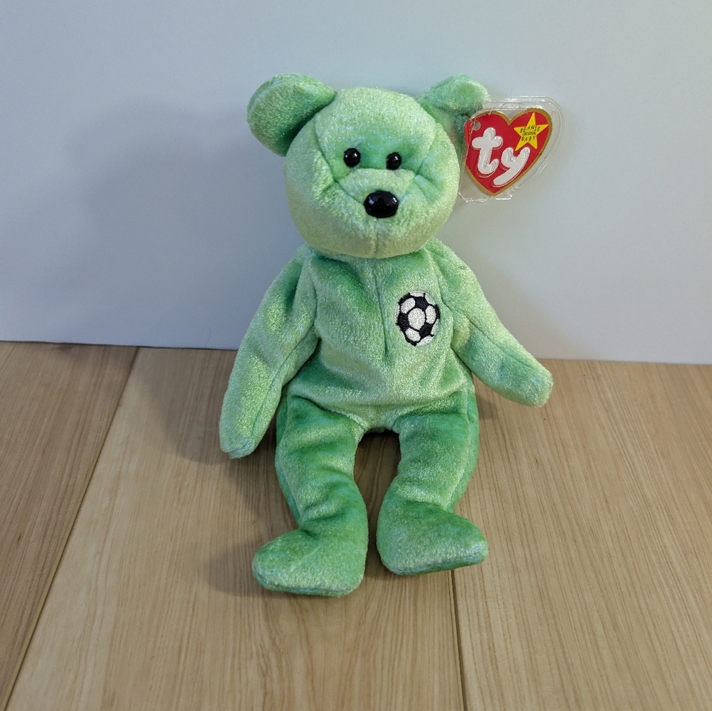 "Kicks" Ty Green Soccer Bear Beanie Baby Plush